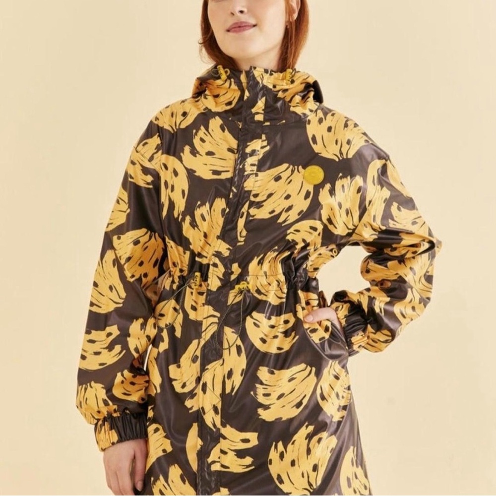 FARM Rio - Black Bossa Banana Raincoat - Size S